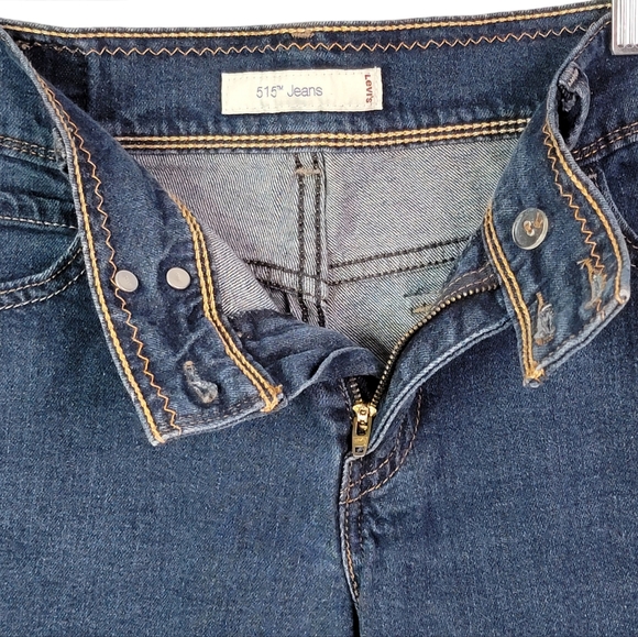 Levi's 515 Vintage Y2K Red Tab Mid Length Dark Wash Denim Jean Shorts Women's 6 - Picture 8 of 15